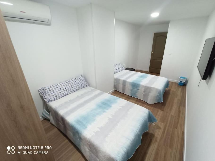 Апартаменты Apartamento Vacacional Торевьиа Экстерьер фото