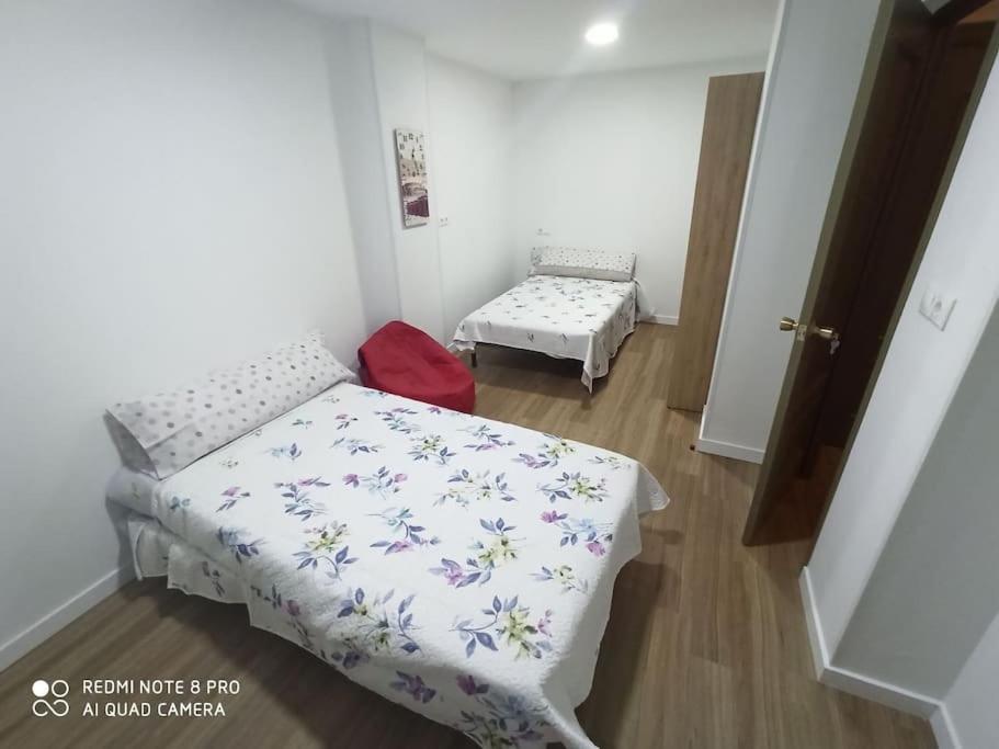 Апартаменты Apartamento Vacacional Торевьиа Экстерьер фото